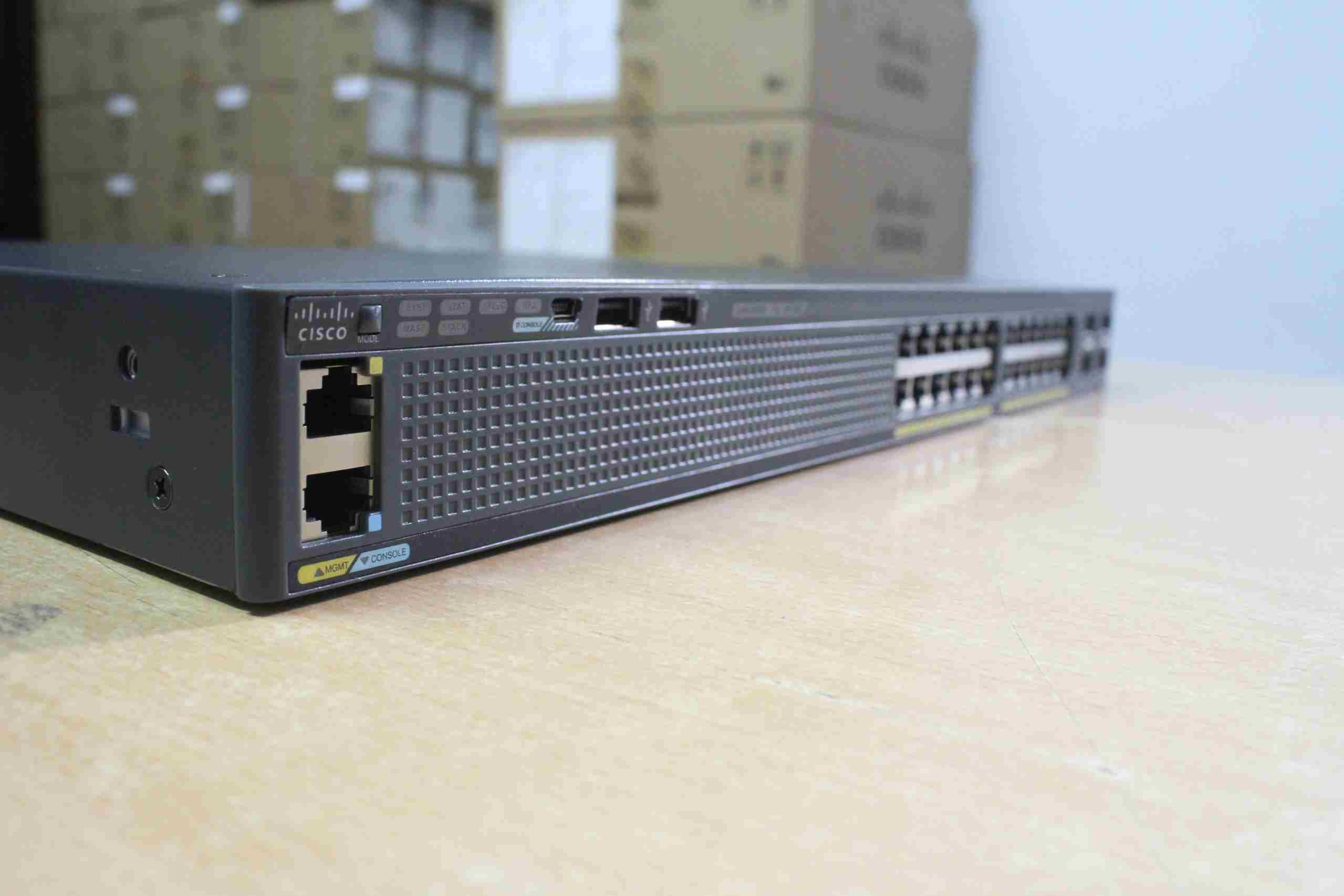 Phân phối switch Cisco 2960 24 ports chính hãng